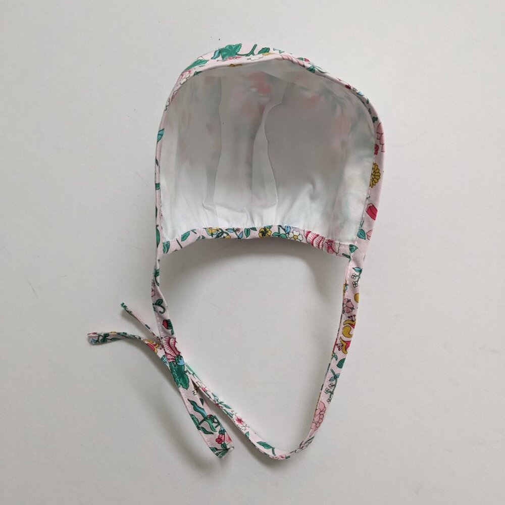 Handmade Liberty Bonnet NB - Picture 3 of 4